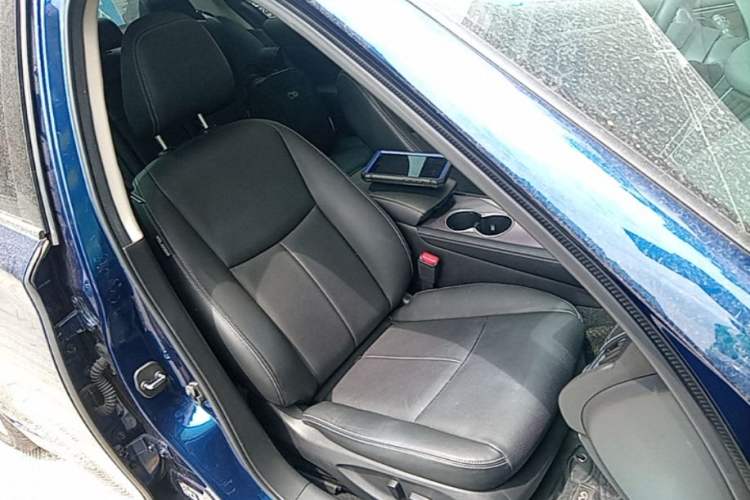 Used Infiniti Q50L 2018 2.0T Enjoyment Version China VI Standard Right Front Seat