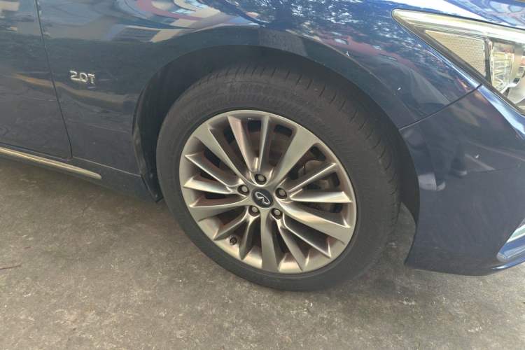 Used Infiniti Q50L 2018 2.0T Enjoyment Version China V Standard Right Front Wheel Hub