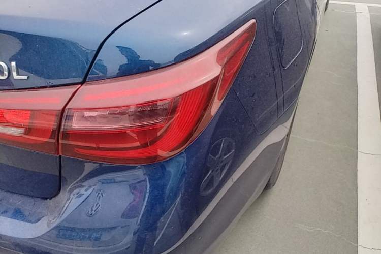 Used Infiniti Q50L 2018 2.0T Enjoyment Version China VI Standard Right Rear Taillight