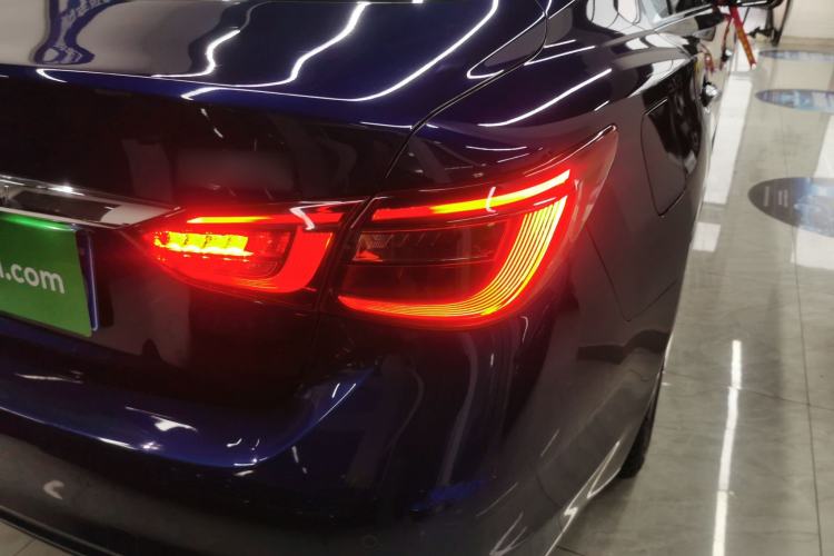Used Infiniti Q50L 2018 2.0T Enjoyment Version China VI Standard Right Rear Taillight