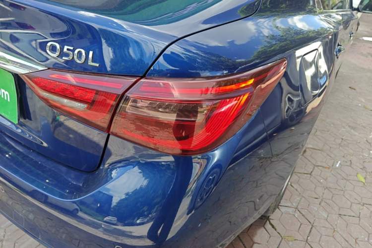 Used Infiniti Q50L 2018 2.0T Enjoyment Version China VI Standard Right Rear Taillight