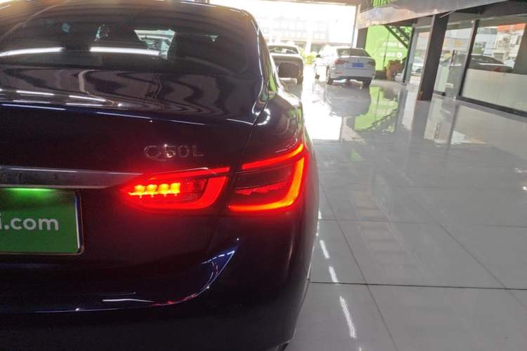 Used Infiniti Q50L 2018 2.0T Enjoyment Version China VI Standard Right Rear Taillight