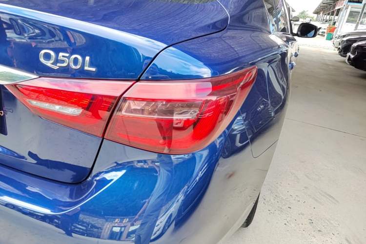 Used Infiniti Q50L 2018 2.0T Enjoyment Version China VI Standard Right Rear Taillight