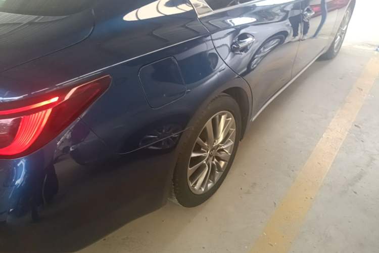 Used Infiniti Q50L 2018 2.0T Enjoyment Version China VI Standard Right Rear Wheel Hub