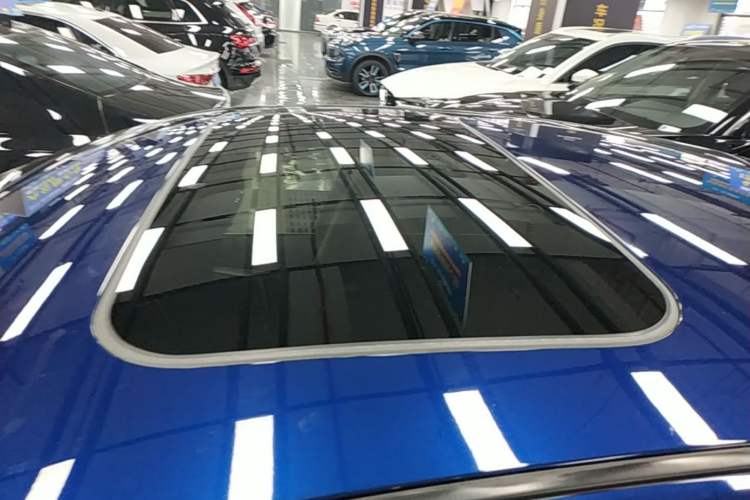 Used Infiniti Q50L 2018 2.0T Enjoyment Version China VI Standard Roof
