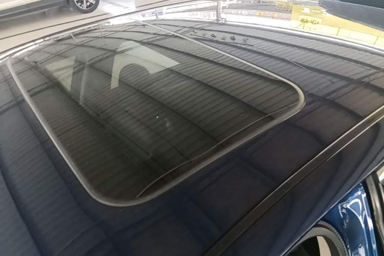Used Infiniti Q50L 2018 2.0T Enjoyment Version China V Standard Roof