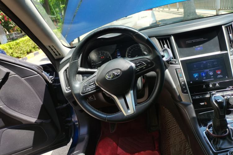 Used Infiniti Q50L 2018 2.0T Enjoyment Version China V Standard Steering Wheel
