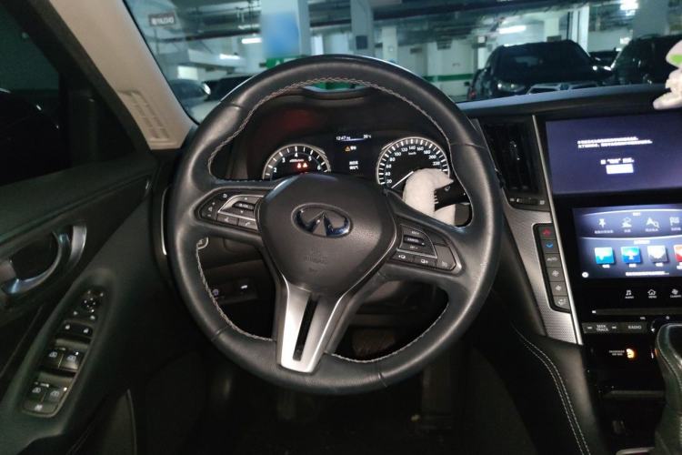 Used Infiniti Q50L 2018 2.0T Enjoyment Version China V Standard Steering Wheel