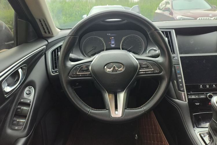 Used Infiniti Q50L 2018 2.0T Comfort Edition China VI Standard Steering Wheel