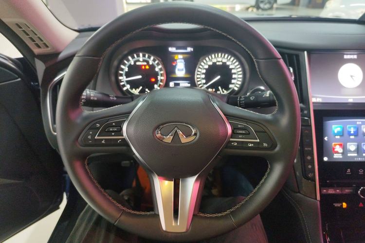Used Infiniti Q50L 2018 2.0T Comfort Edition China VI Standard Steering Wheel