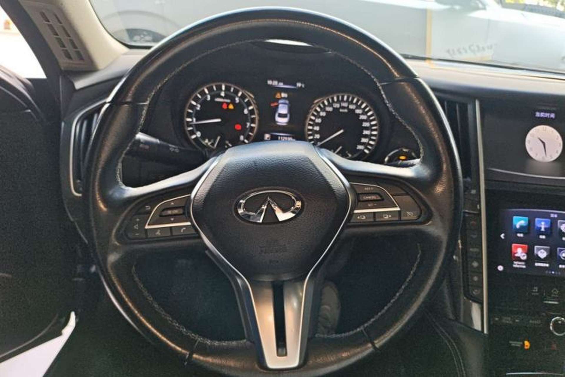 Used Infiniti Q50L 2018 2.0T Comfort Edition China VI Standard Steering Wheel