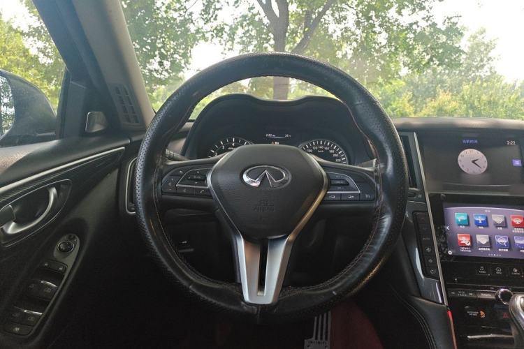 Used Infiniti Q50L 2018 2.0T Comfort Edition China VI Standard Steering Wheel
