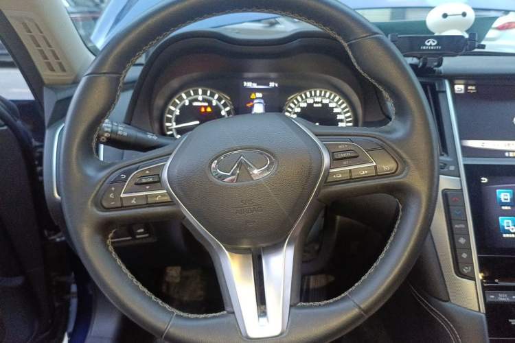 Used Infiniti Q50L 2018 2.0T Enjoyment Version China V Standard Steering Wheel