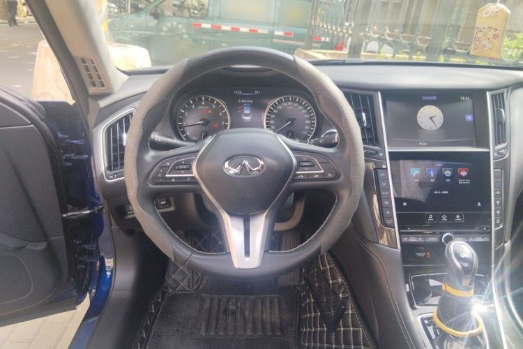 Used Infiniti Q50L 2018 2.0T Enjoyment Version China V Standard Steering Wheel