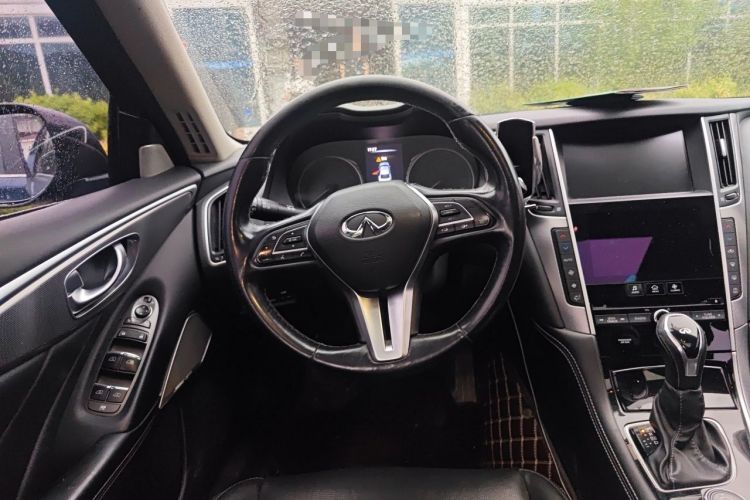 Used Infiniti Q50L 2018 2.0T Enjoyment Edition China V standard Steering Wheel
