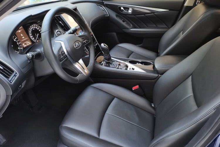 Used Infiniti Q50L 2018 2.0T Comfort Edition China VI Standard Steering Wheel