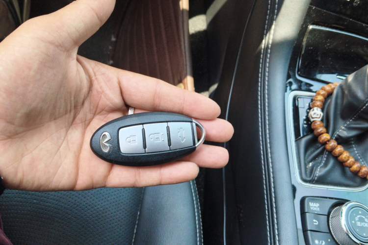Used Infiniti Q50L 2018 2.0T Enjoyment Version China V Standard Vehicle Key