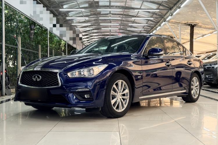 Gebrauchter Infiniti Q50L 2018 2.0T Comfort Edition China VI Standard Guazi used car, China used car export, Used car for sale, Used cars, Cheapest cars for sale