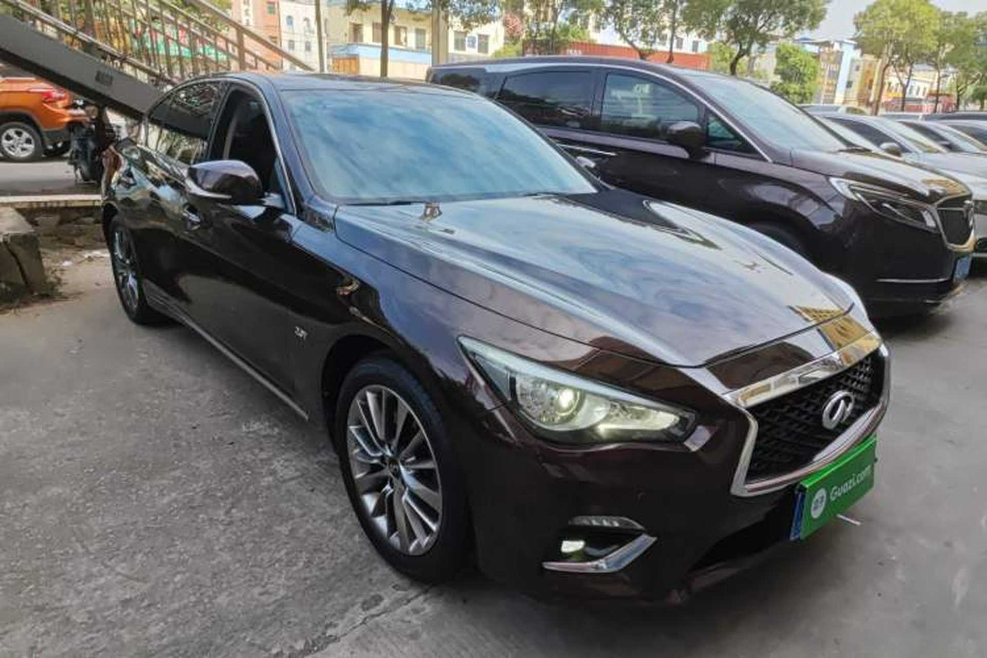 Used Infiniti Q50L 2018 2.0T Enjoyment Version China V Standard Front Right 45 Deg