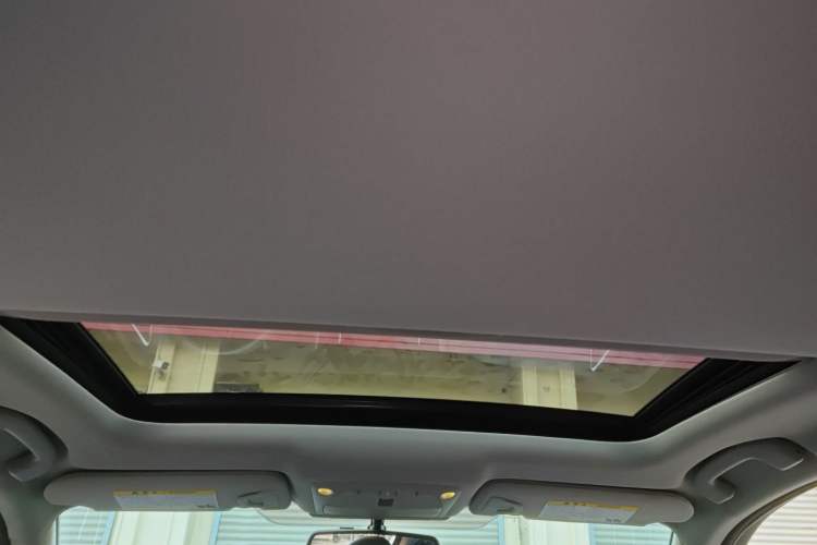 Used Infiniti Q50L 2018 2.0T Enjoyment Version China V Standard Headliner