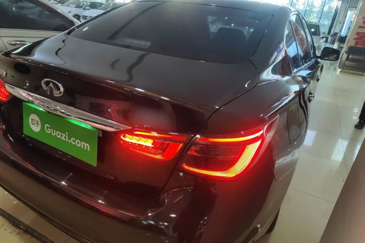 Used Infiniti Q50L 2018 2.0T Enjoyment Version China V Standard Rear Right 45 Deg