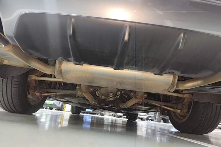 Used Infiniti Q50L 2018 2.0T Enjoyment Version China VI Standard Chassis Rear