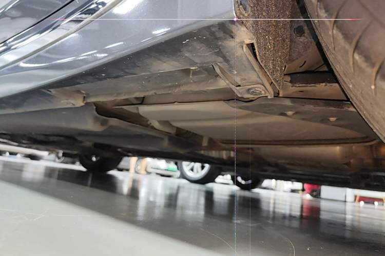 Used Infiniti Q50L 2018 2.0T Enjoyment Version China VI Standard Chassis Rear Left