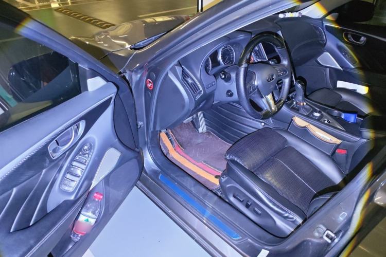 Used Infiniti Q50L 2018 2.0T Elite Sport Version China VI Standard Driver Seat