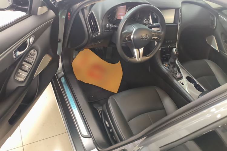 Used Infiniti Q50L 2018 2.0T Enjoyment Version China VI Standard Driver Seat