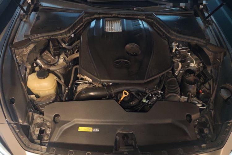 Used Infiniti Q50L 2018 2.0T Enjoyment Version China V Standard Engine Bay