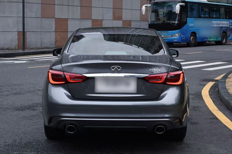 Used Infiniti Q50L 2018 2.0T Enjoyment Version China VI Standard Exterior 3