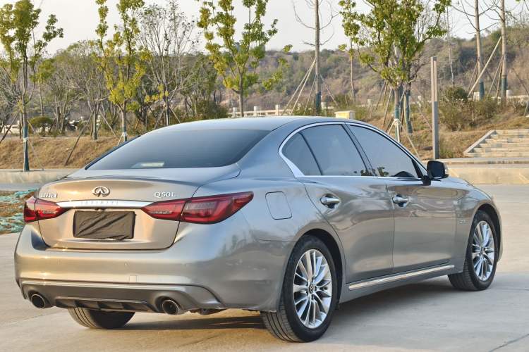 Used Infiniti Q50L 2018 2.0T Enjoyment Version China VI Standard Exterior 3