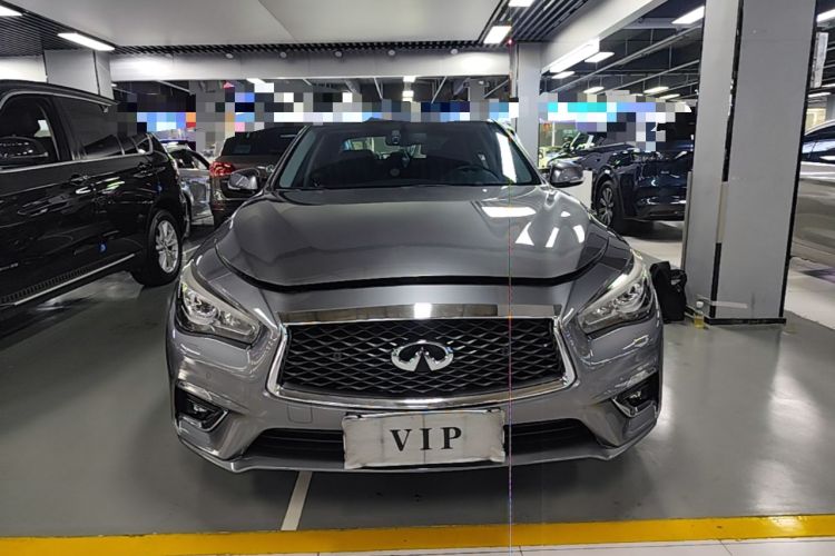 Used Infiniti Q50L 2018 2.0T Enjoyment Version China VI Standard Front