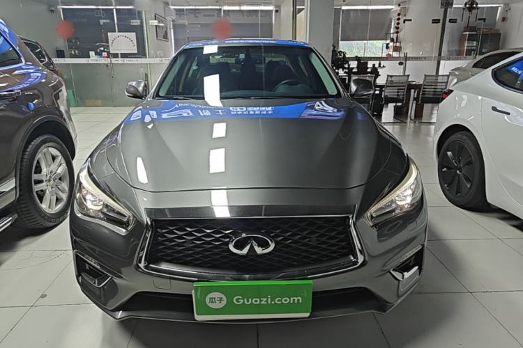 Used Infiniti Q50L 2018 2.0T Enjoyment Version China VI Standard Front