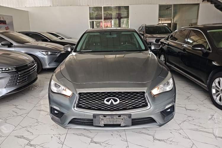 Used Infiniti Q50L 2018 2.0T Comfort Edition China VI Standard Front