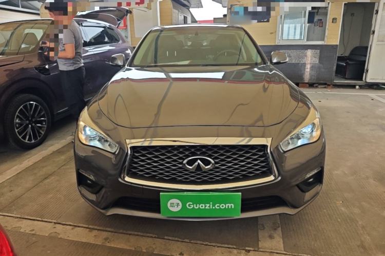 Used Infiniti Q50L 2018 2.0T Comfort Edition China VI Standard Front