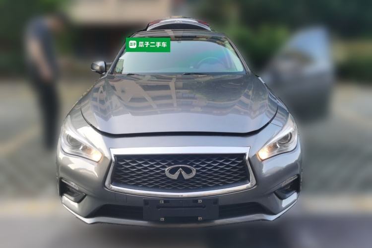 Used Infiniti Q50L 2018 2.0T Comfort Edition China VI Standard Front