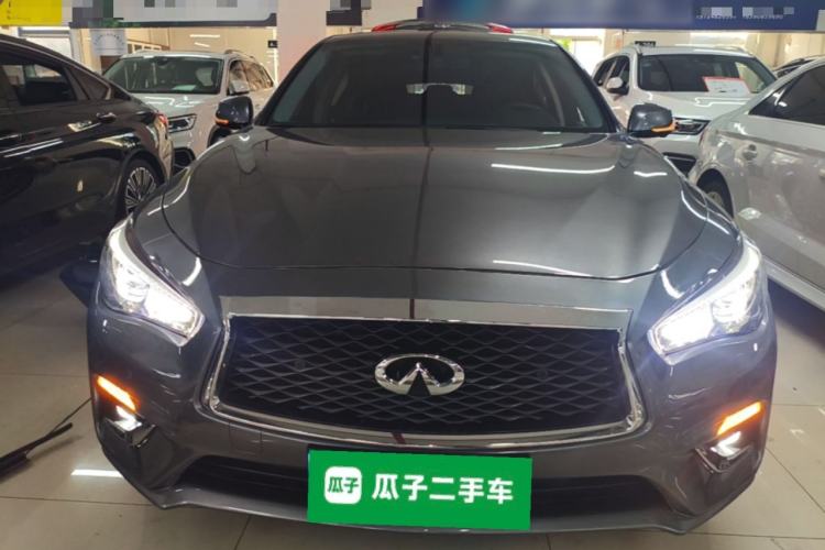 Used Infiniti Q50L 2018 2.0T Enjoyment Version China VI Standard Front