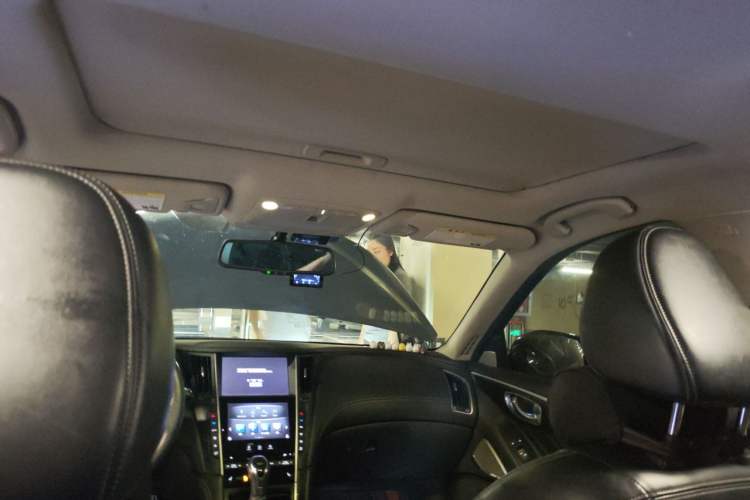 Used Infiniti Q50L 2018 2.0T Elite Sport Version China VI Standard Headliner