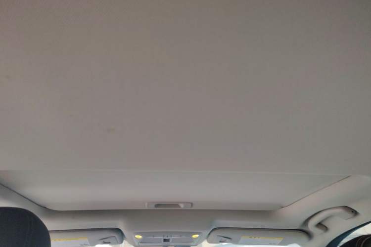 Used Infiniti Q50L 2018 2.0T Enjoyment Version China VI Standard Headliner