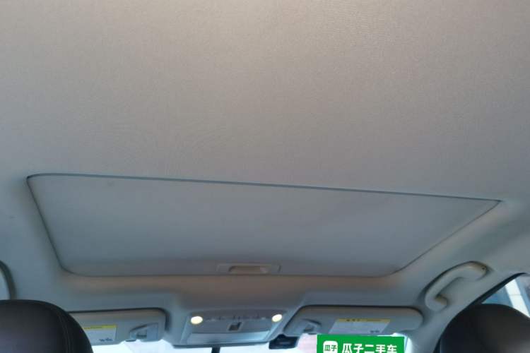 Used Infiniti Q50L 2018 2.0T Comfort Edition China VI Standard Headliner