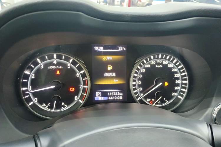 Used Infiniti Q50L 2018 2.0T Enjoyment Version China VI Standard Instrument Cluster