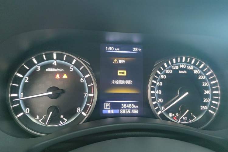 Used Infiniti Q50L 2018 2.0T Enjoyment Version China VI Standard Instrument Cluster