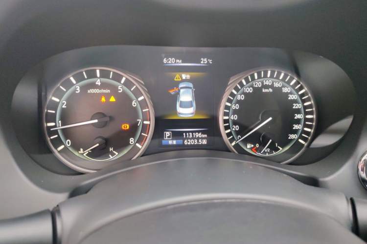 Used Infiniti Q50L 2018 2.0T Enjoyment Version China VI Standard Instrument Cluster