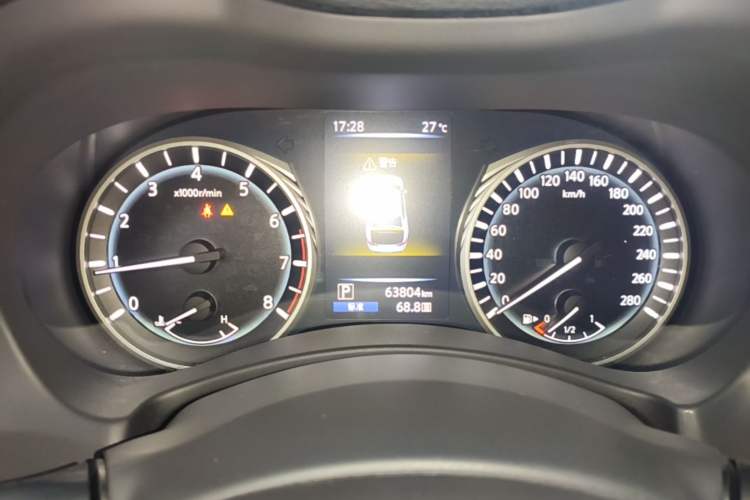Used Infiniti Q50L 2018 2.0T Enjoyment Version China VI Standard Instrument Cluster