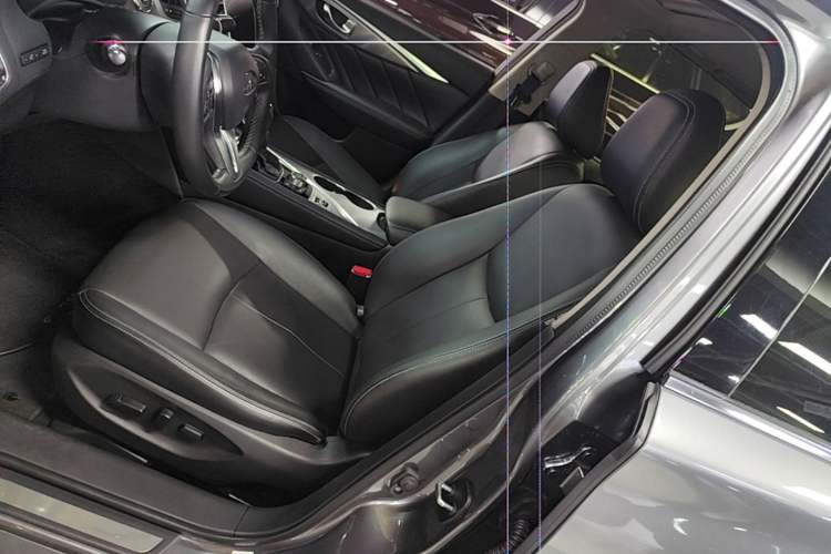 Used Infiniti Q50L 2018 2.0T Enjoyment Version China VI Standard Left Front Seat