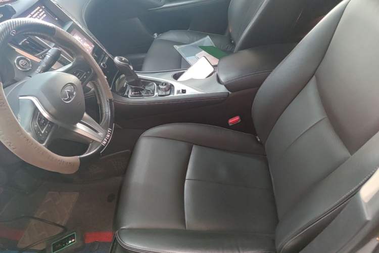 Used Infiniti Q50L 2018 2.0T Enjoyment Version China VI Standard Left Front Seat
