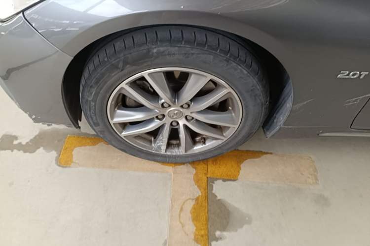 Used Infiniti Q50L 2018 2.0T Comfort Edition China VI Standard Left Front Wheel Hub
