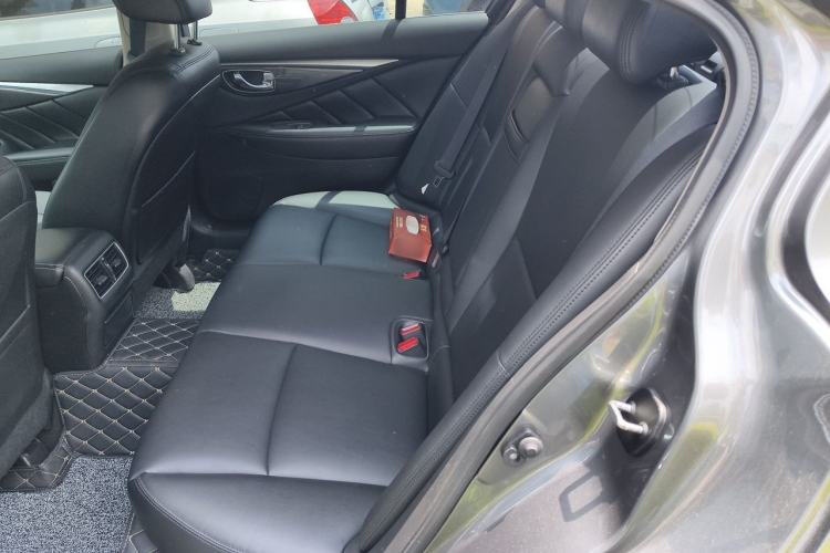 Used Infiniti Q50L 2018 2.0T Comfort Edition China VI Standard Left Rear Seat