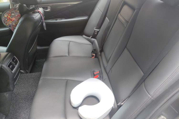 Used Infiniti Q50L 2018 2.0T Comfort Edition China VI Standard Left Rear Seat